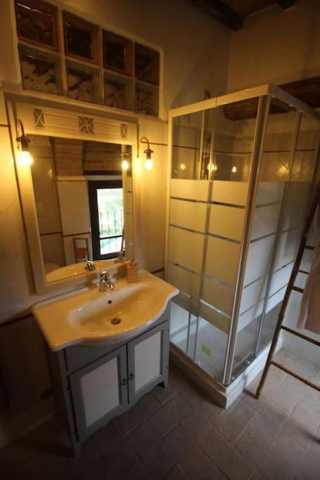 Casa Vacanze Castiglione - 4 Posti Letto Castiglione della Valle Extérieur photo